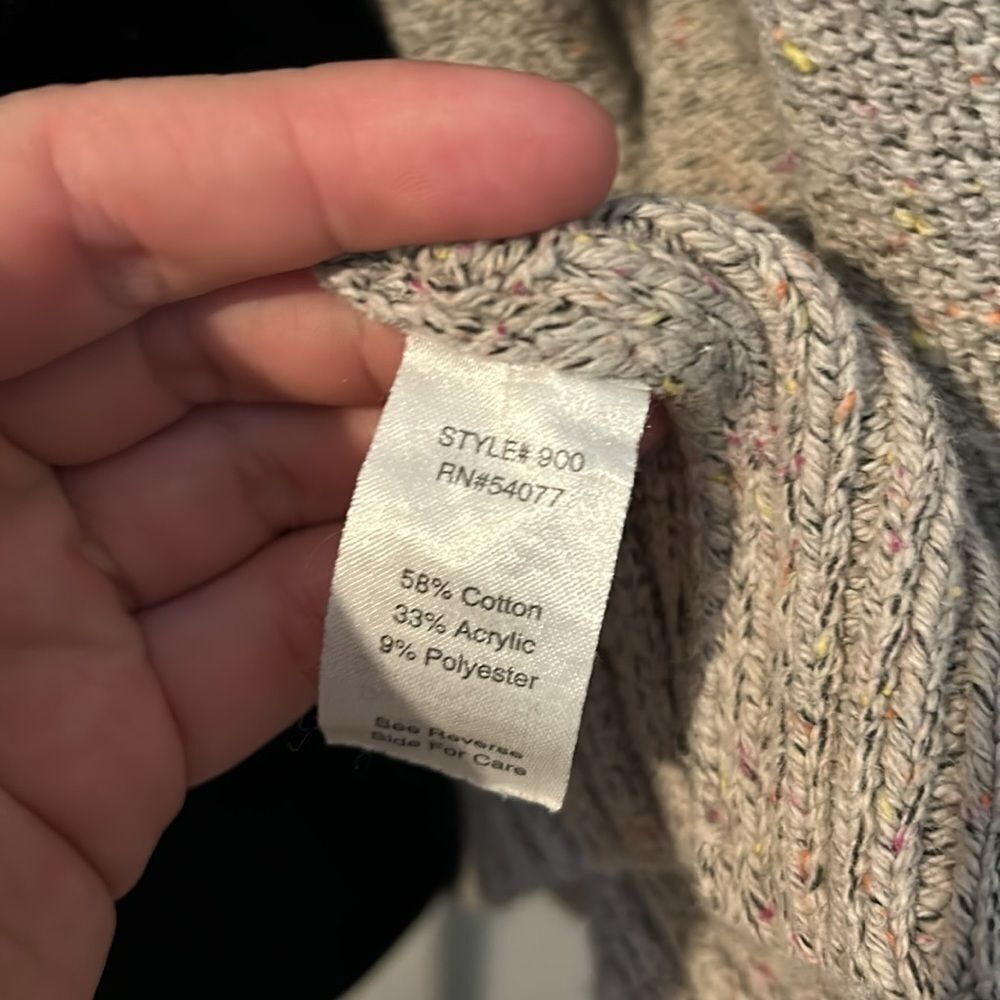 Cabi XS sweater cardigan style #900   B - Picture 6 of 10